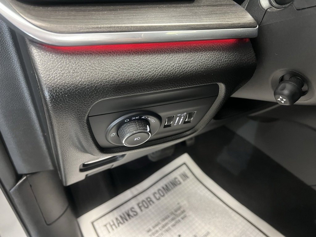 Used 2024 Jeep Grand Cherokee Overland image 20