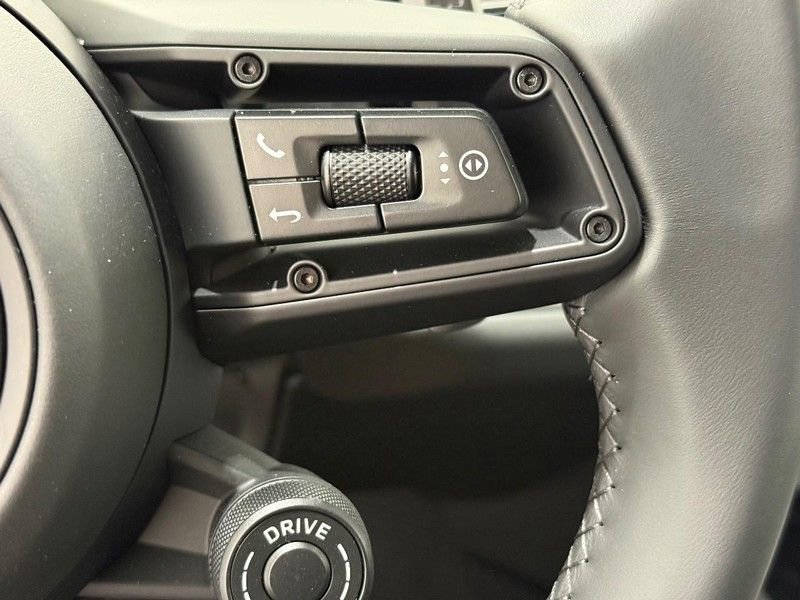 New 2026 Porsche Cayenne S image 21