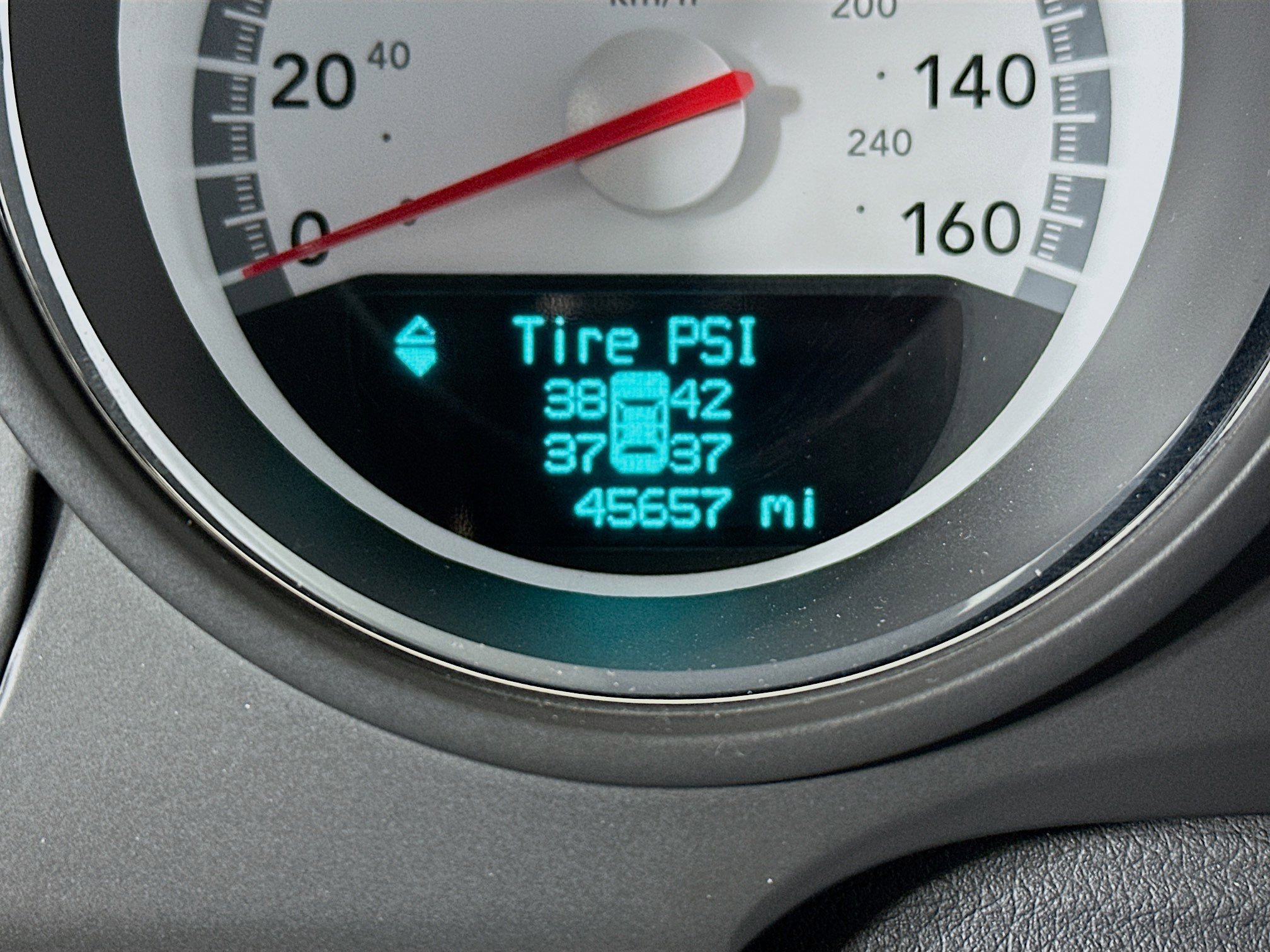 Used 2010 Dodge Challenger R/T RWD image 18