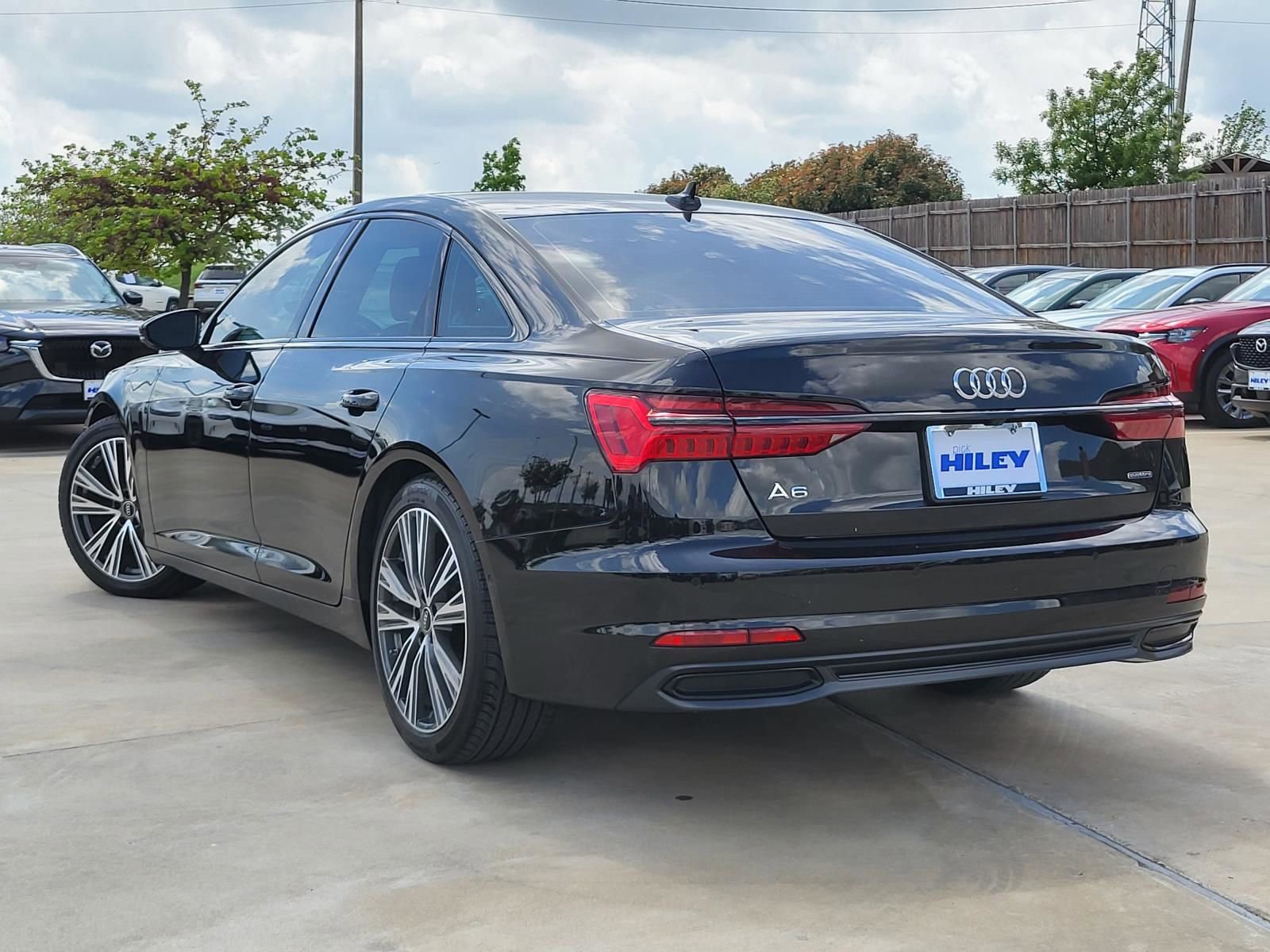 Used 2023 Audi A6 Premium Plus w/ Premium Plus Package AWD/4WD image 2
