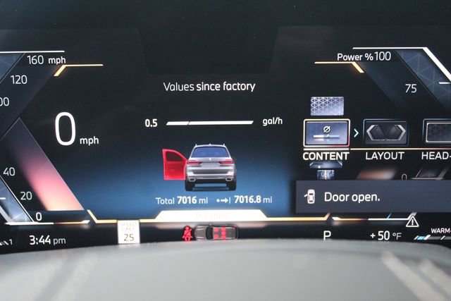 Used 2025 BMW X7 xDrive40i w/ Executive Package image 18