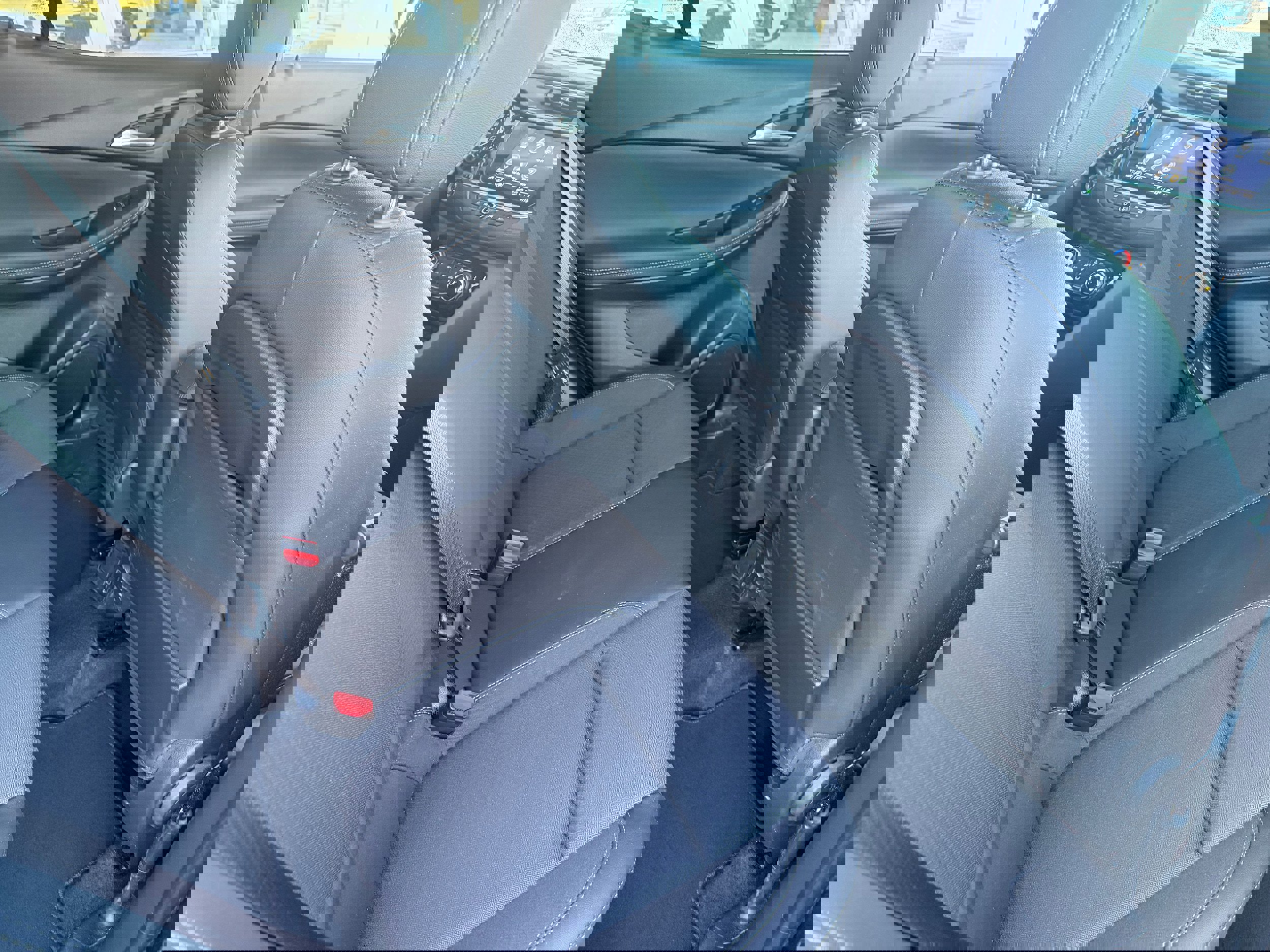 Used 2022 Buick Encore GX Preferred w/ Cold Weather Comfort Package image 6