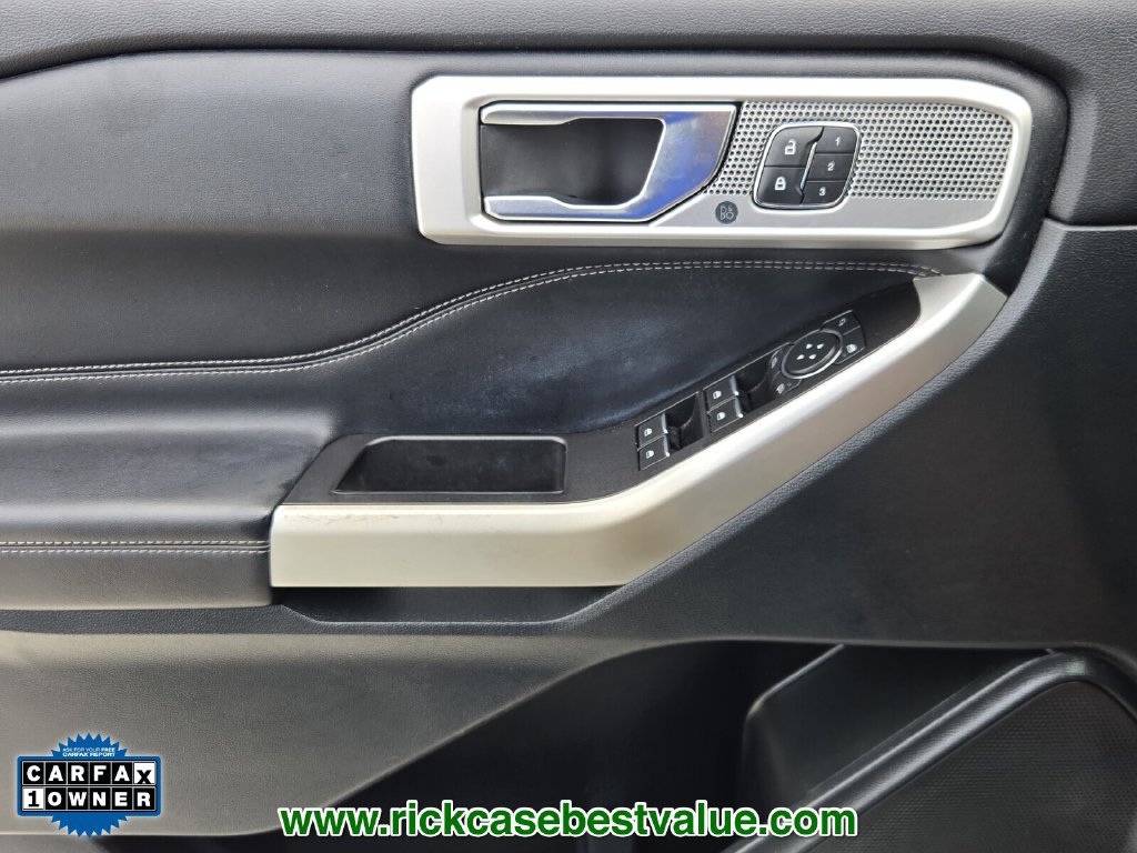 Used 2021 Ford Explorer Limited w/ Equipment Group 301A RWD image 32