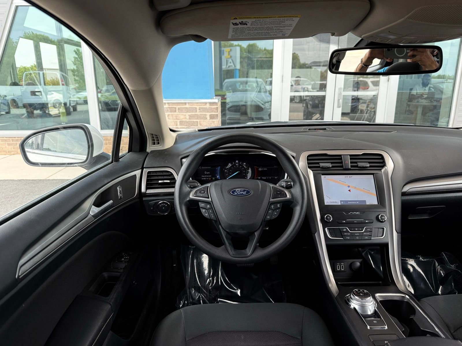 Used 2020 Ford Fusion SE image 23