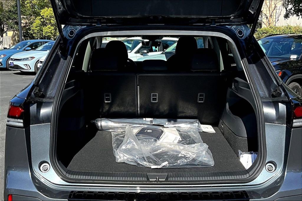 New 2026 Volkswagen Tiguan S image 25