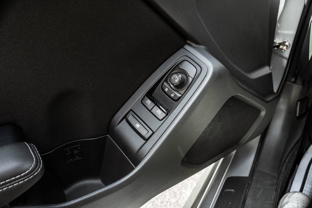 Used 2025 Toyota GR86 RWD image 15