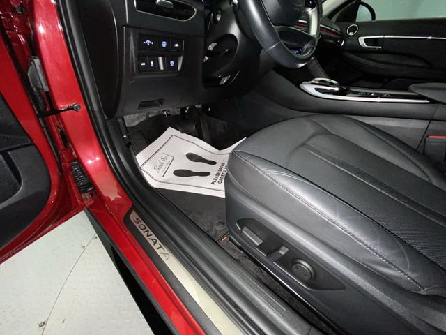 Used 2023 Hyundai Sonata Limited FWD image 12