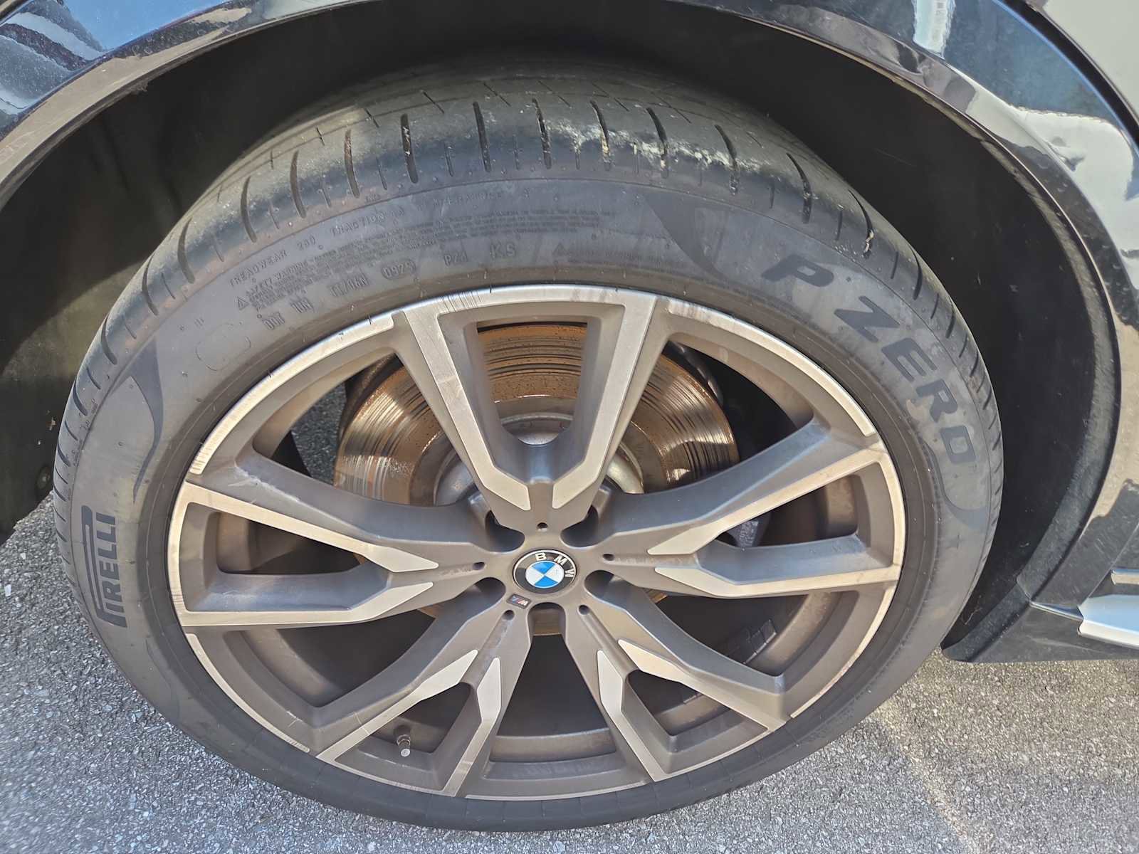 Used 2020 BMW X7 M50i w/ Dynamic Handling Package image 4