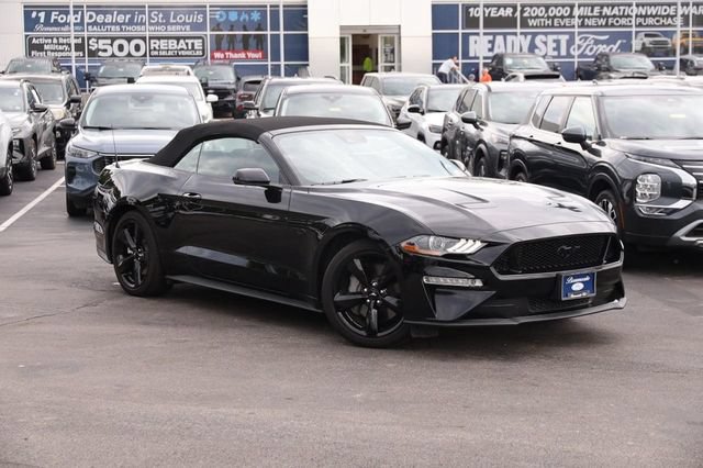 Used 2021 Ford Mustang GT Premium w/ Equipment Group 401A RWD image 2