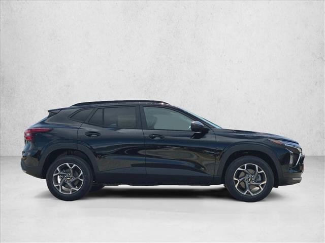 New 2026 Chevrolet Trax LT w/ Driver Confidence Package FWD image 4