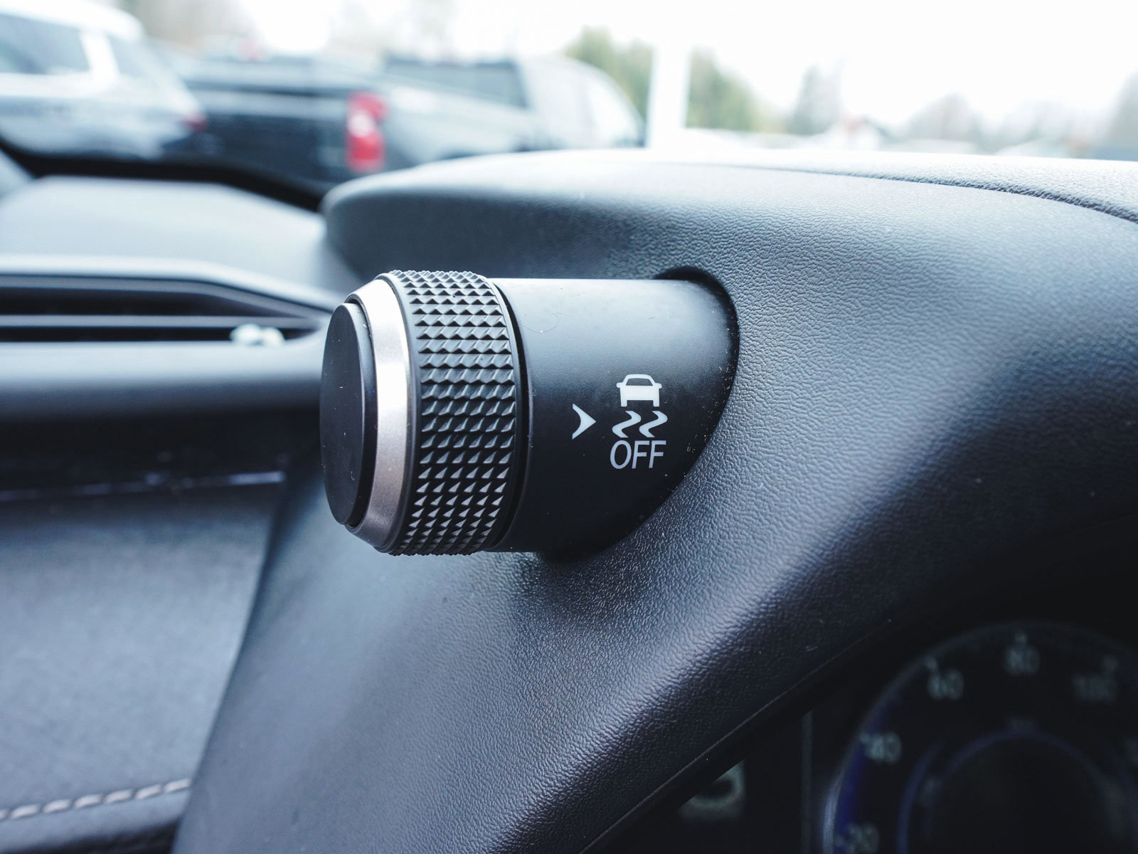 Used 2023 Lexus UX 250h AWD w/ Premium Package image 21