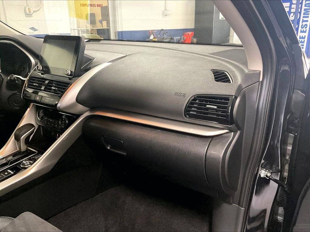 Used 2025 Mitsubishi Eclipse Cross SE AWD/4WD image 13