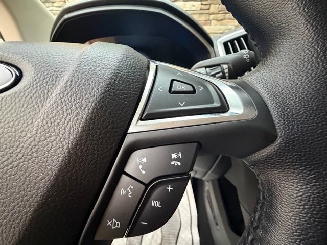 Used 2023 Ford Edge Titanium AWD/4WD image 26