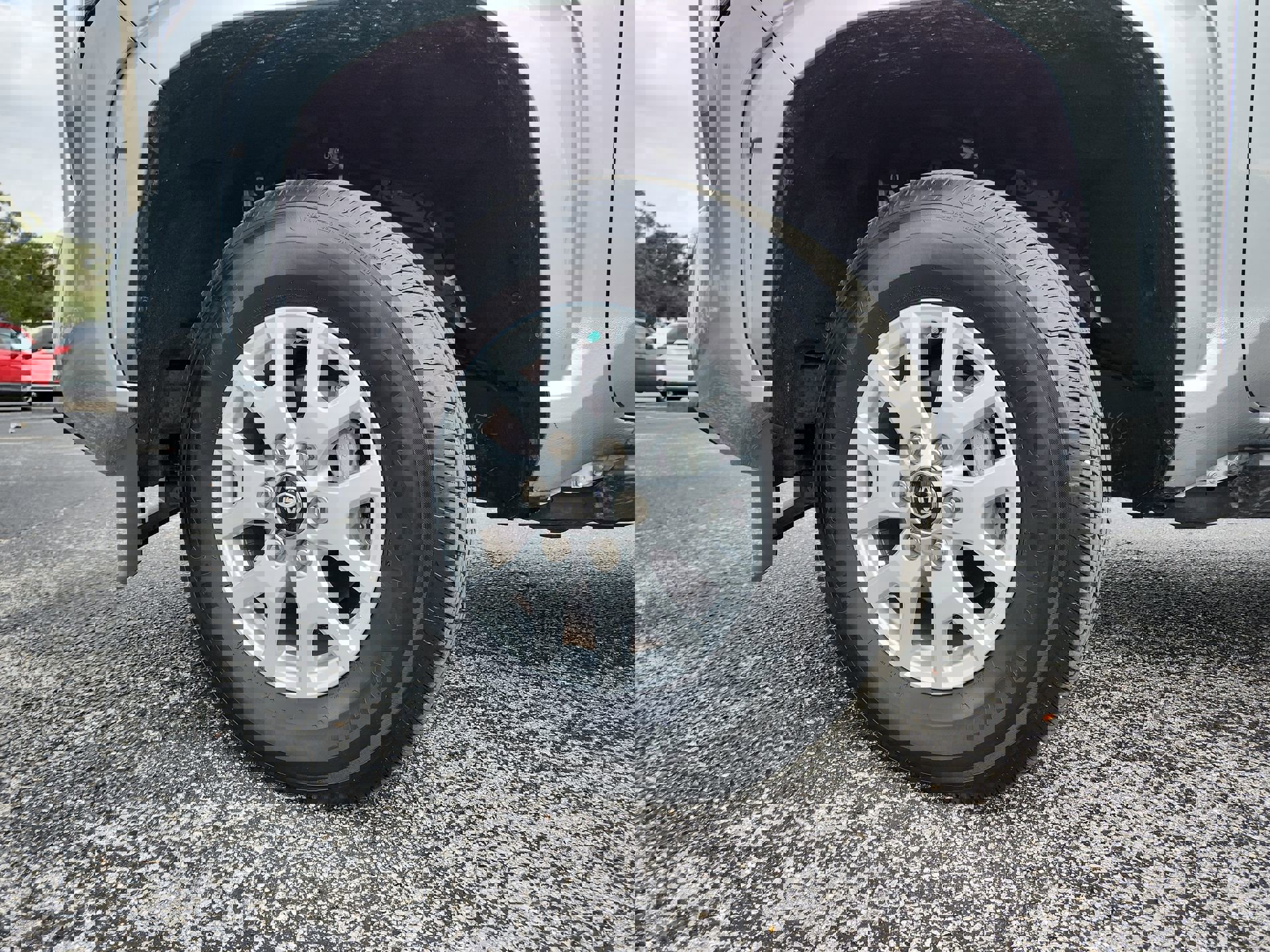 Used 2024 Toyota Tacoma SR5 image 33