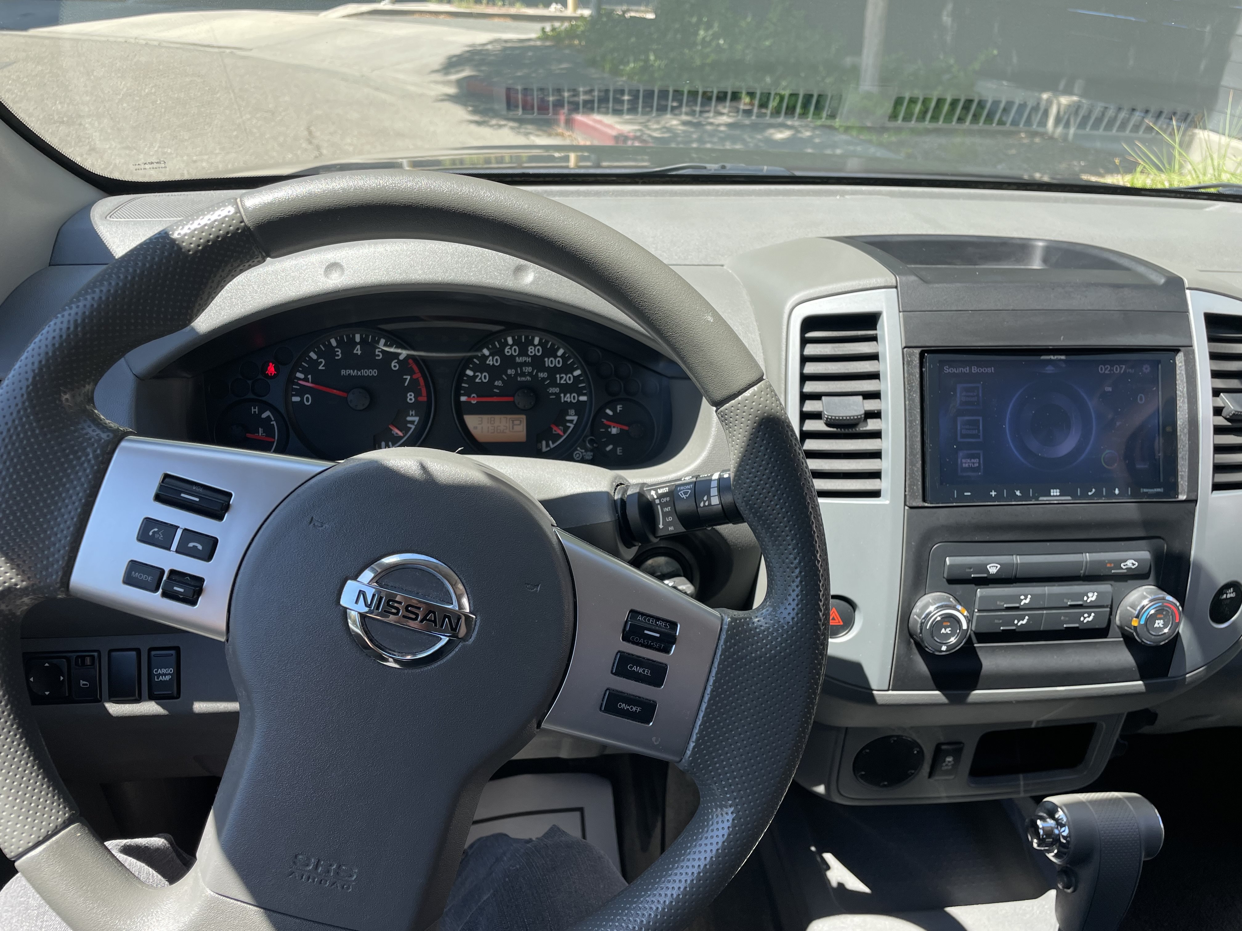 Used 2016 Nissan Frontier SV RWD image 8