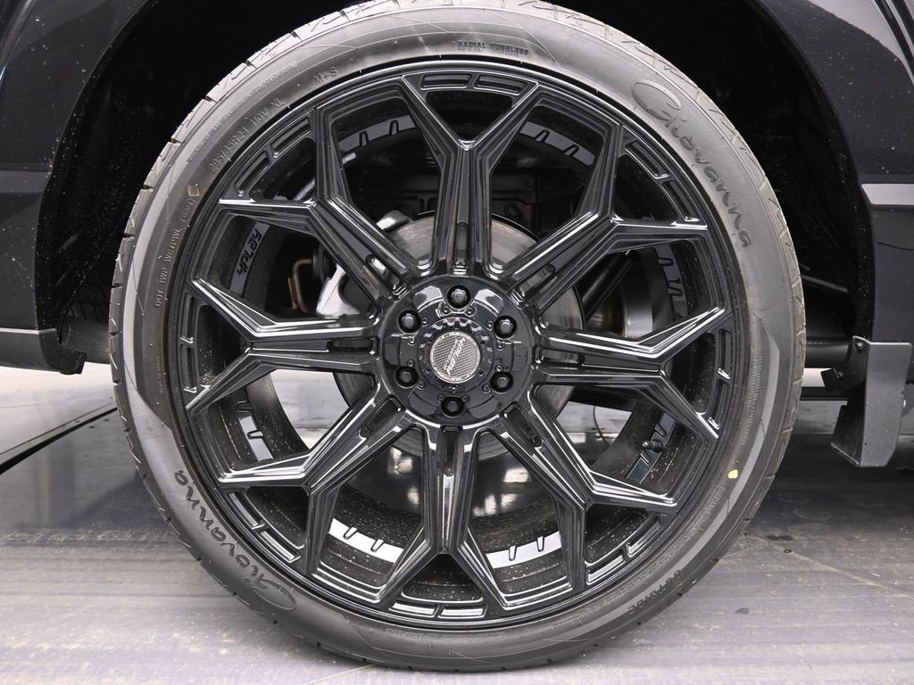 New 2025 Ford F150 XLT w/ Equipment Group 302A MID image 27