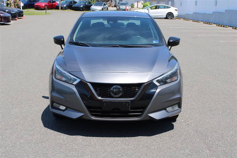 Used 2020 Nissan Versa SR FWD image 3