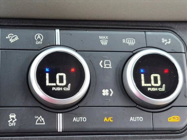 Used 2023 Land Rover Defender 90 S AWD/4WD image 14