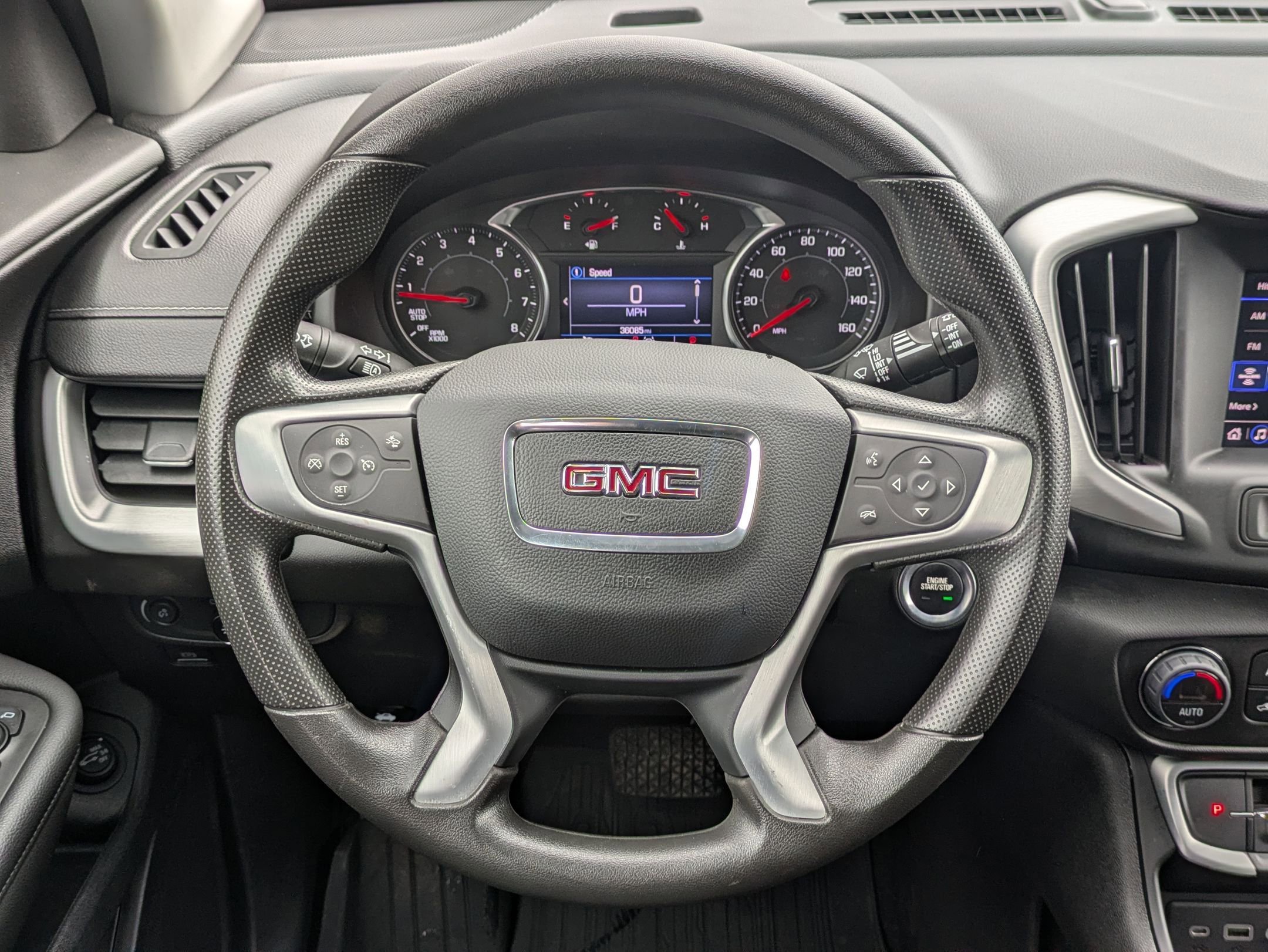 Used 2022 GMC Terrain SLE w/ Driver Convenience Package image 19