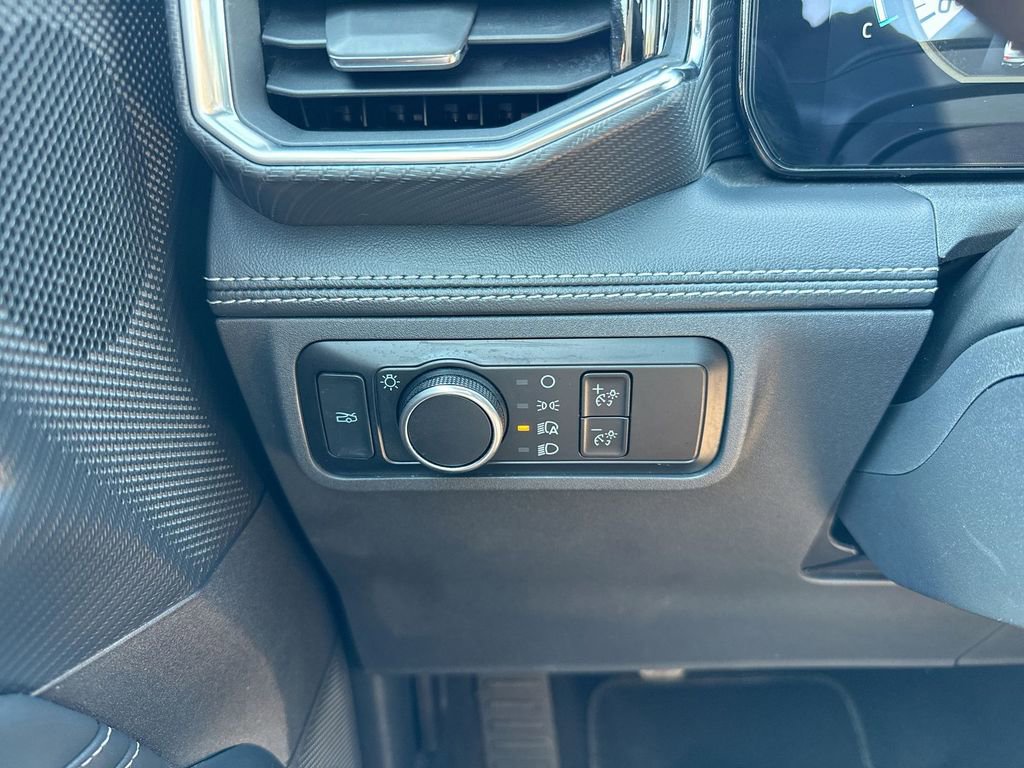 Used 2024 Ford Mustang GT Premium image 19