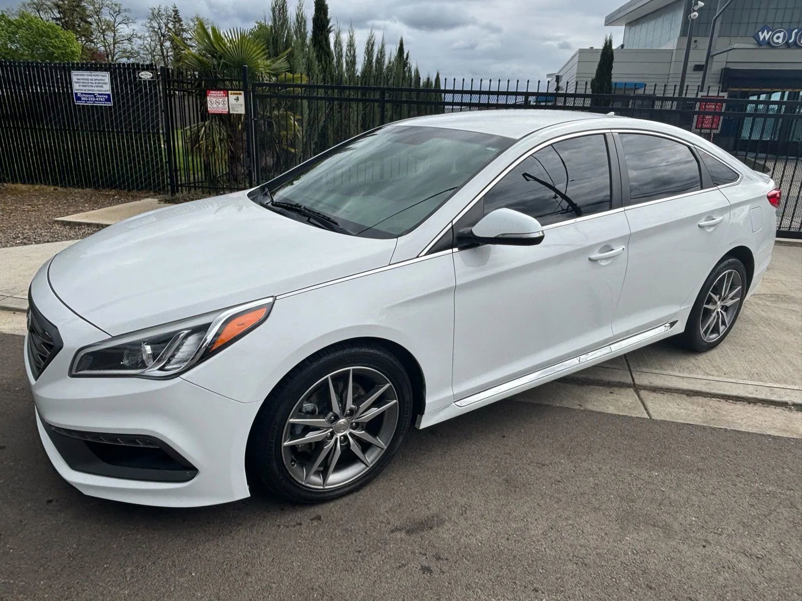 Used 2017 Hyundai Sonata Sport 2.0T image 8