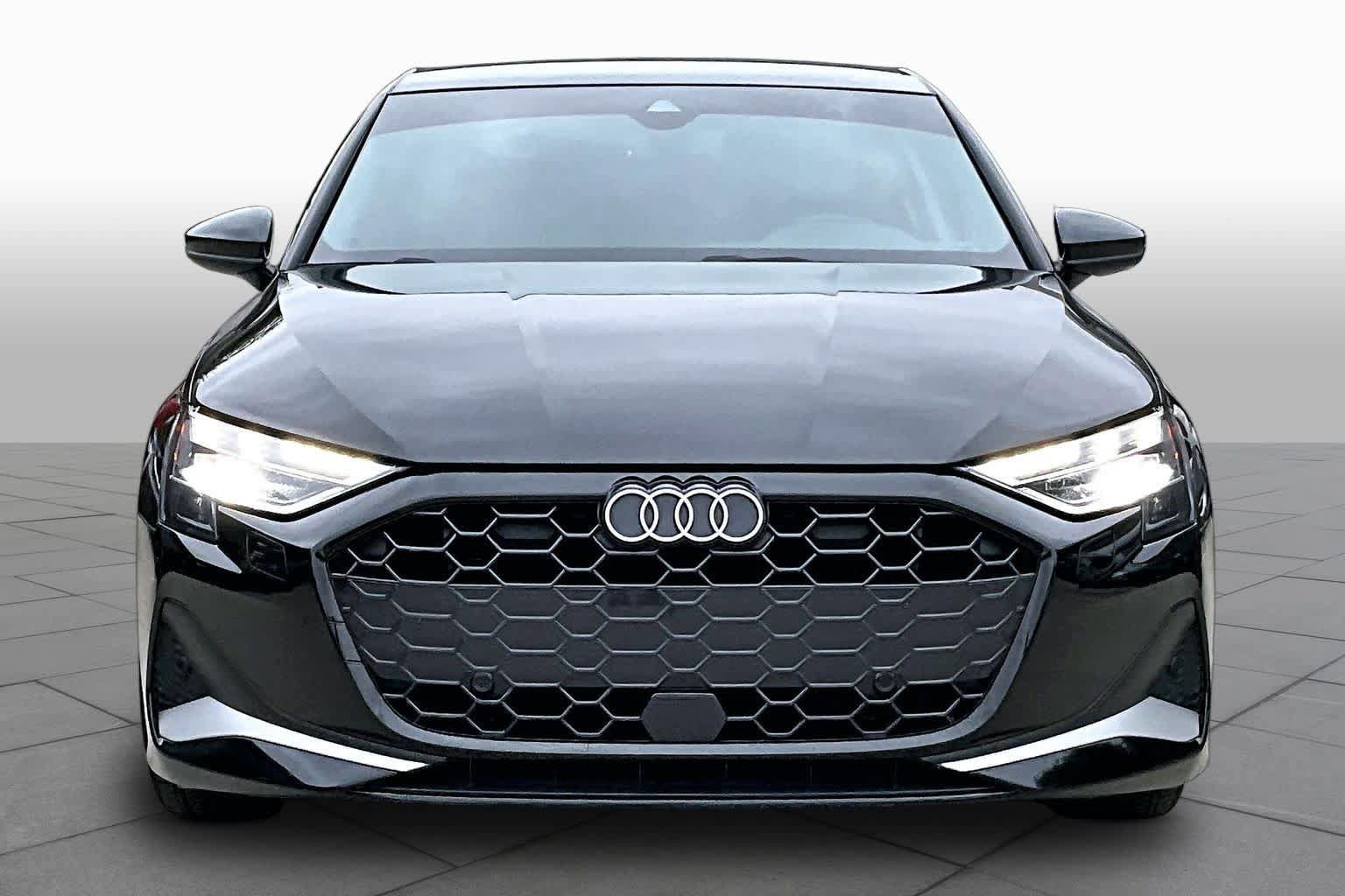 Used 2025 Audi A3 2.0T Premium w/ Convenience Package AWD/4WD image 4