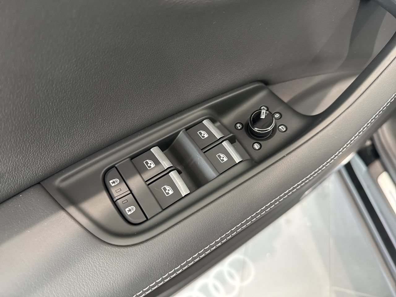 New 2026 Audi Q7 3.0T Premium Plus AWD/4WD image 39