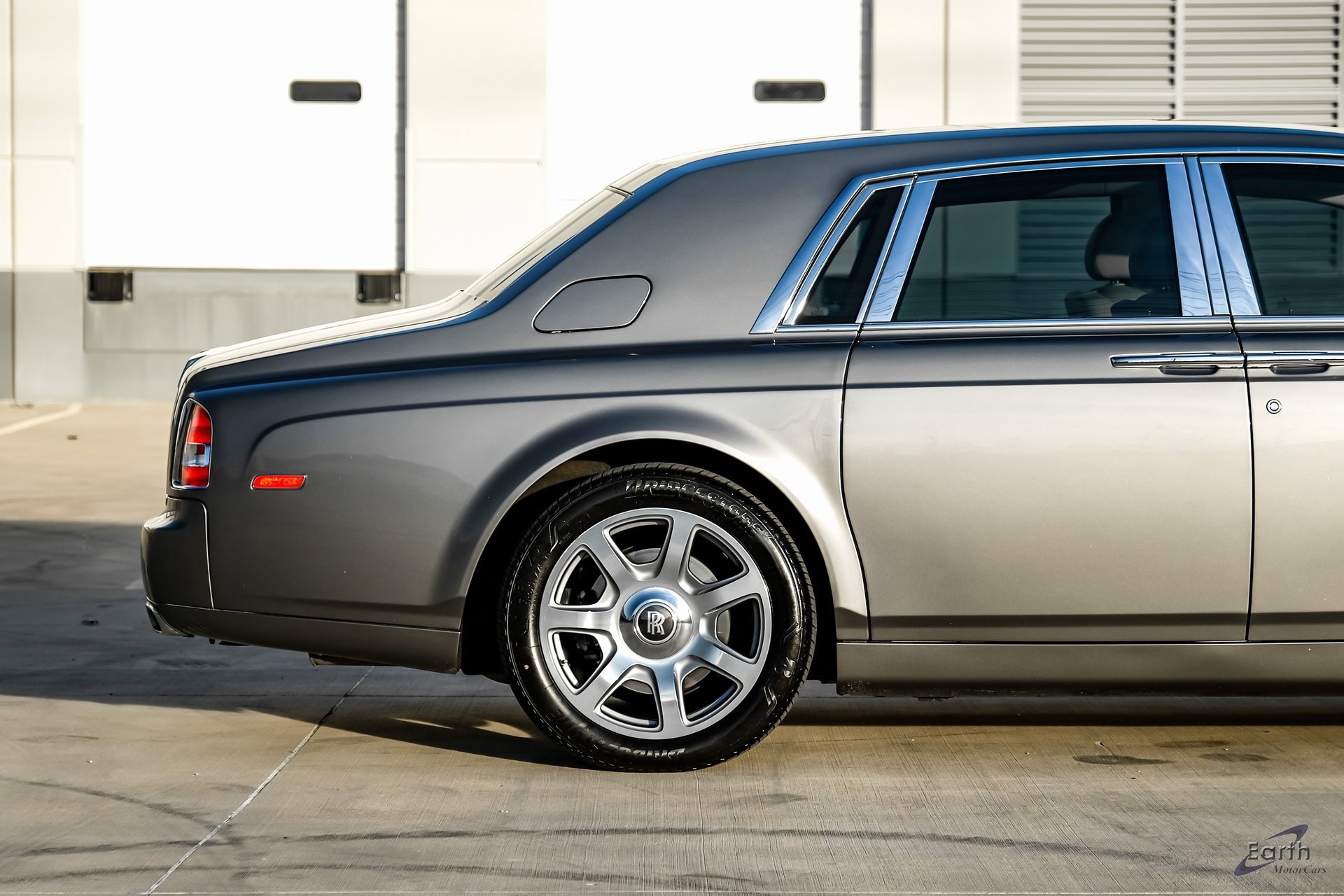 Used 2014 Rolls-Royce Phantom Sedan image 16