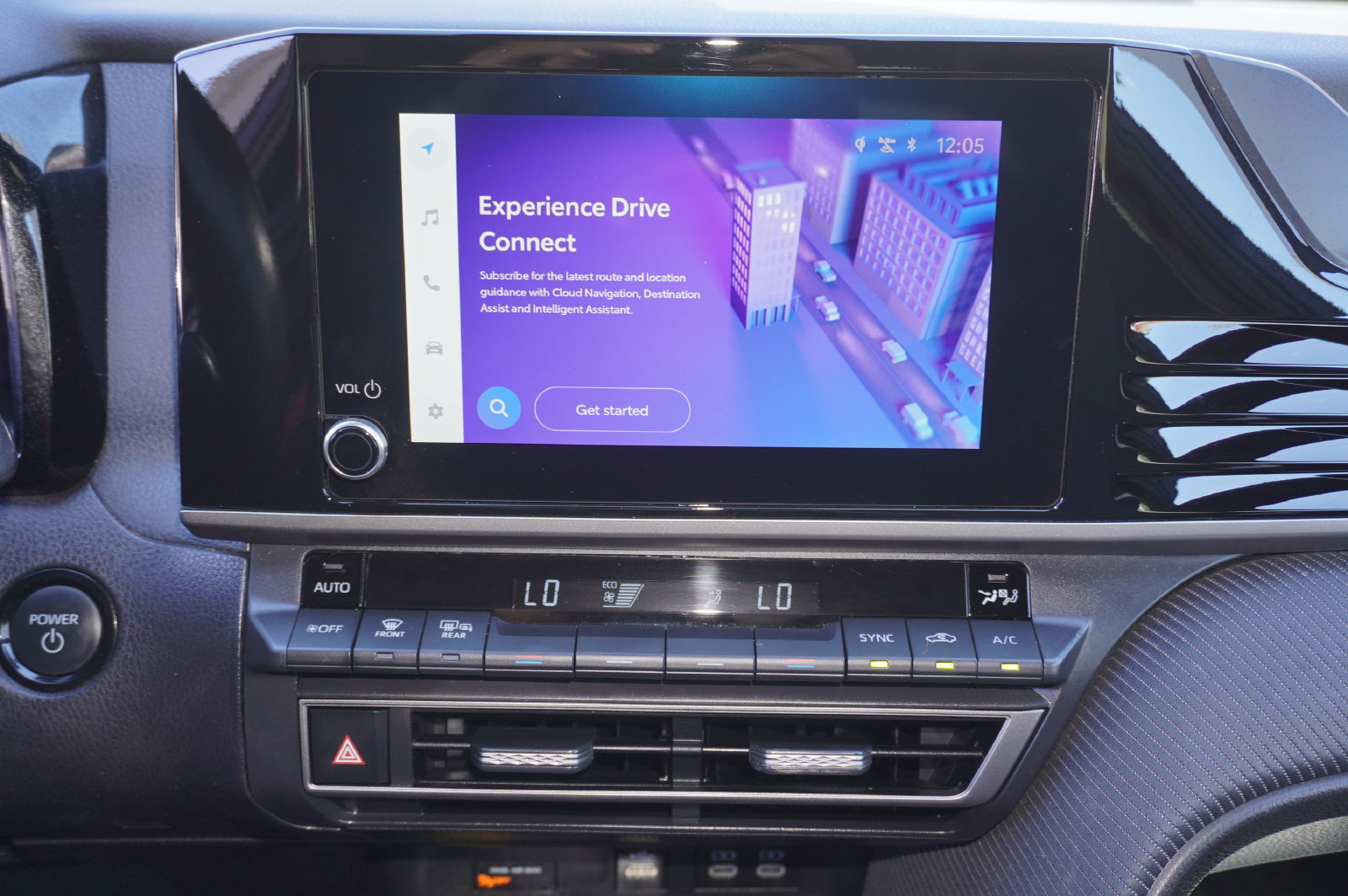 Certified 2025 Toyota Camry SE FWD image 15