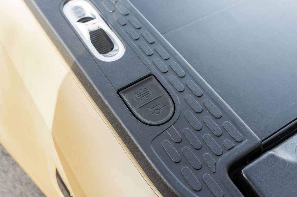 Used 2022 Rivian R1T Launch Edition image 40