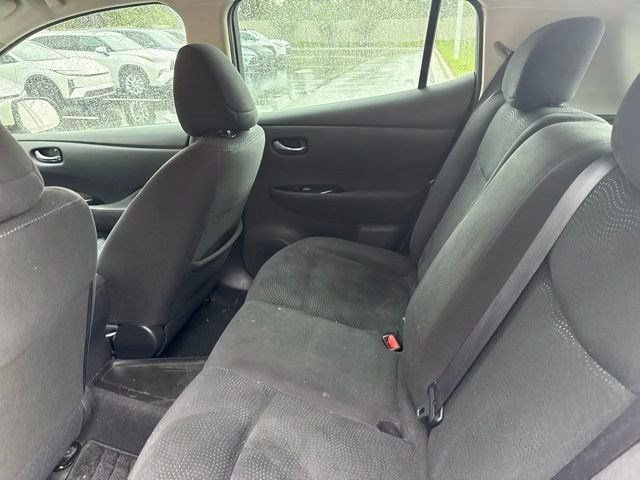 Used 2017 Nissan Leaf SV w/ Premium Package FWD image 8