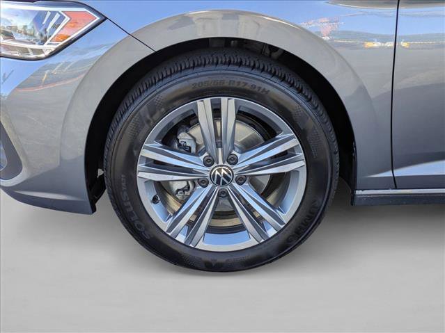 Certified 2024 Volkswagen Jetta SE FWD image 22