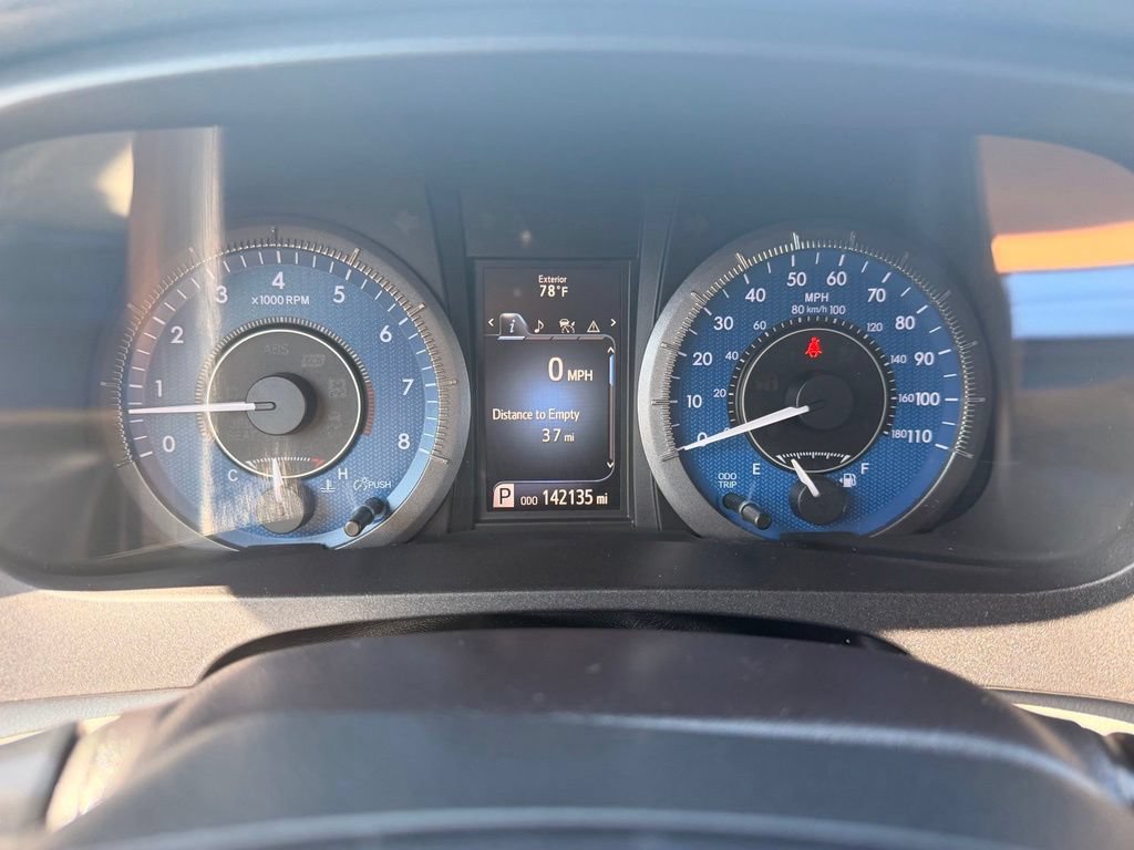 Used 2019 Toyota Sienna LE FWD image 25