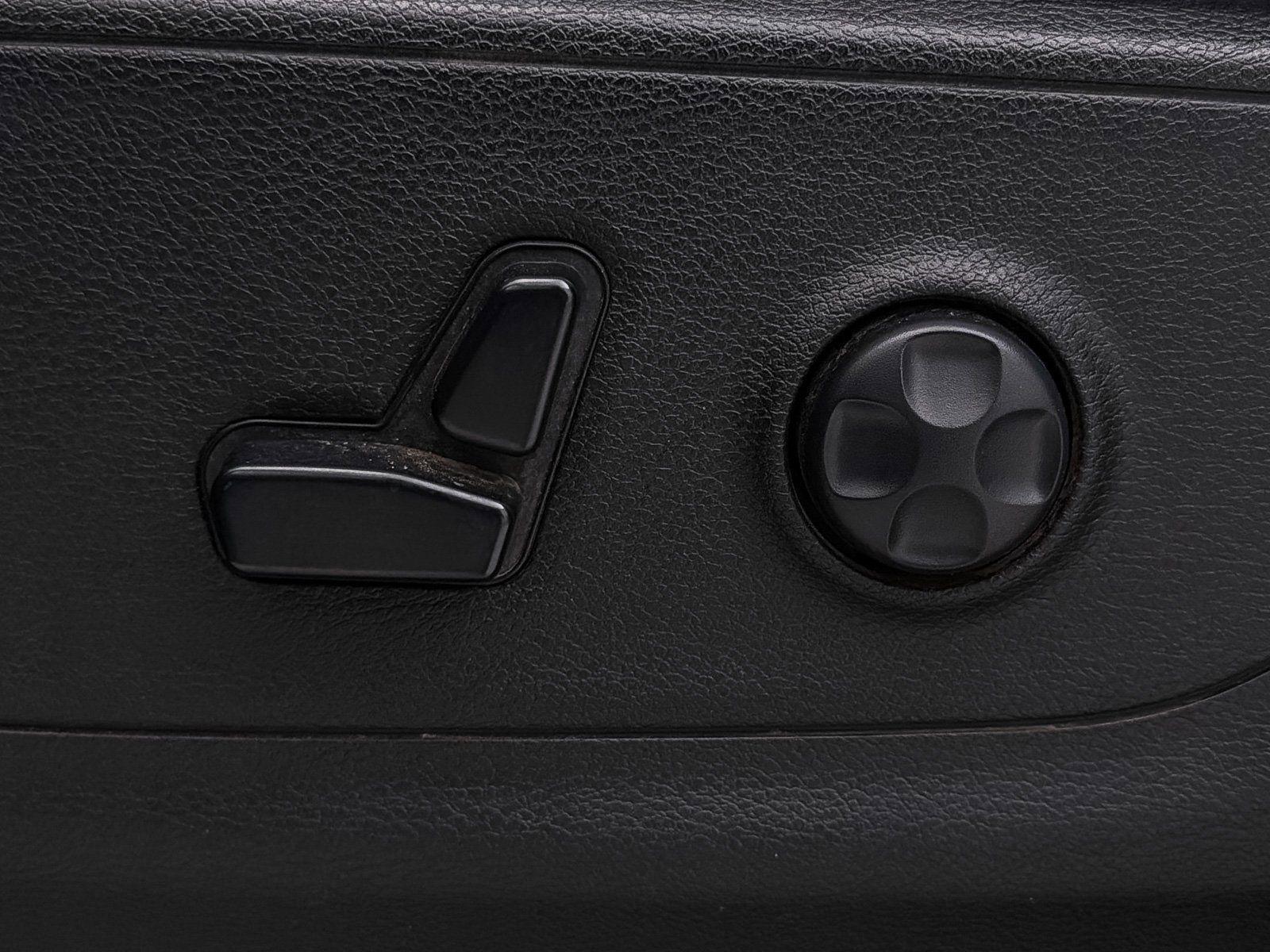 Used 2020 RAM 1500 Rebel w/ Rebel Level 2 Equipment Group image 17