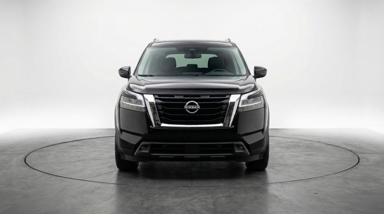 Used 2025 Nissan Pathfinder SV AWD/4WD image 2