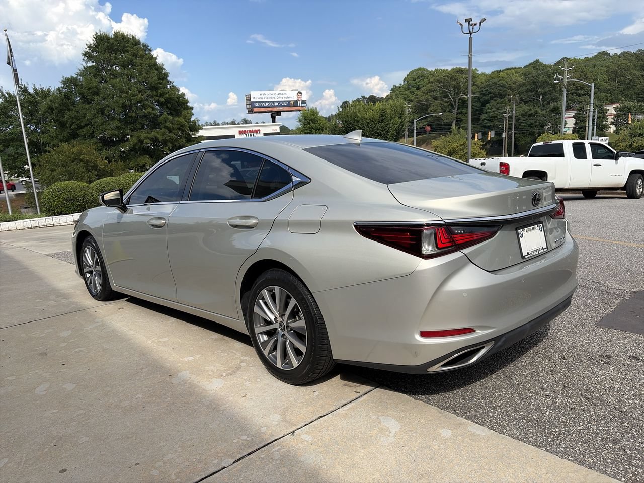 Used 2019 Lexus ES 350 w/ Premium Package FWD image 6