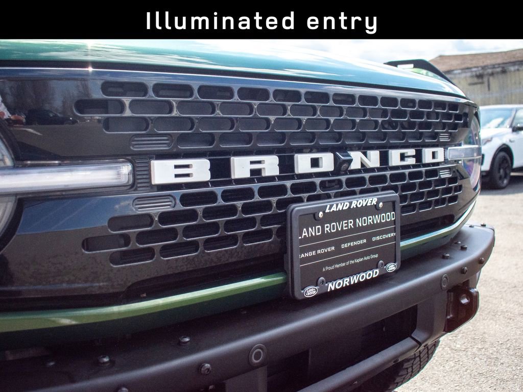 Used 2023 Ford Bronco Wildtrak image 16