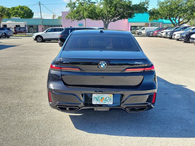 Used 2024 BMW 760i xDrive w/ Executive Package image 5