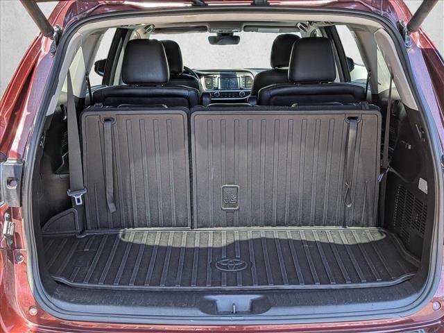 Used 2017 Toyota Highlander Limited AWD/4WD image 6