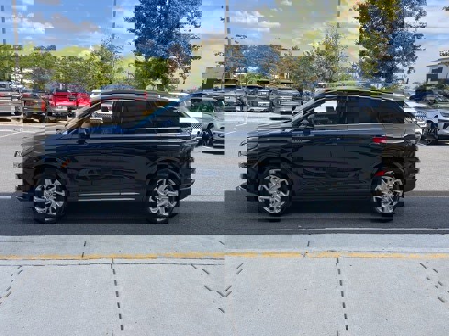 Used 2025 Lincoln Corsair FWD image 7