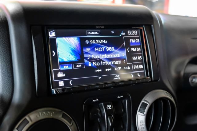Used 2017 Jeep Wrangler Unlimited Sport AWD/4WD image 27