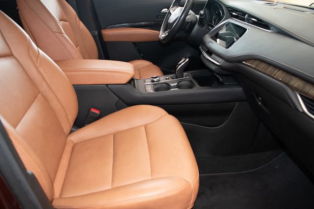 Used 2023 Cadillac XT4 Premium Luxury AWD/4WD image 10