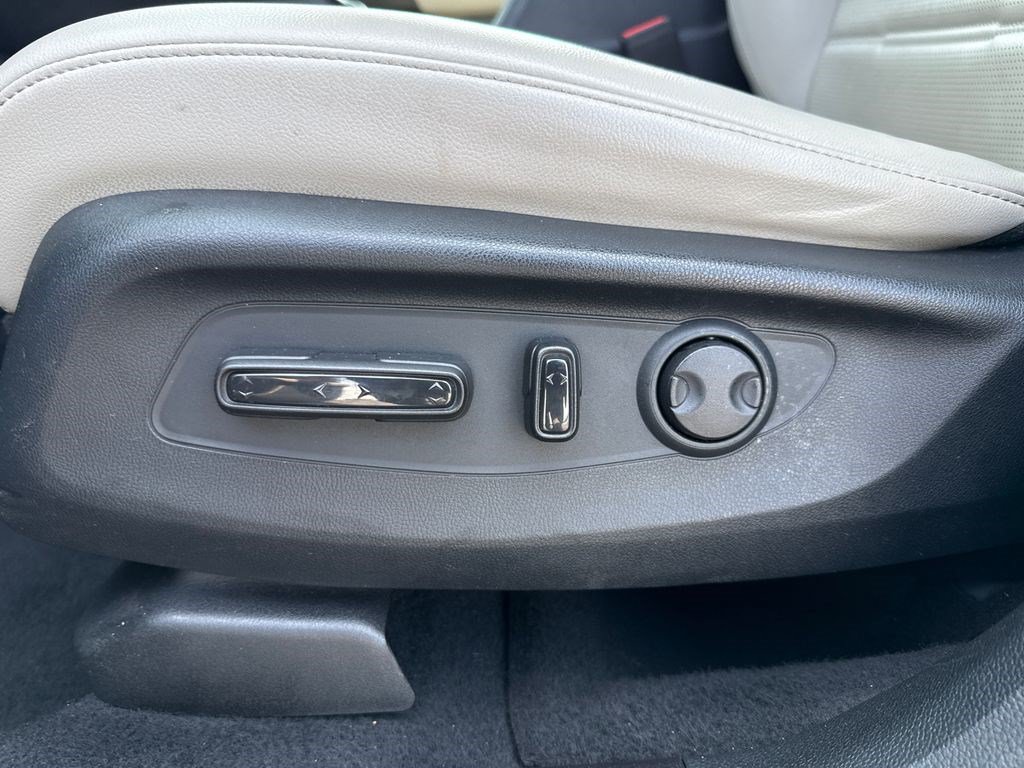 Certified 2023 Honda CR-V EX-L image 19