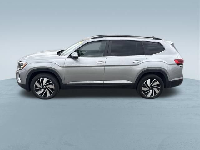 Used 2025 Volkswagen Atlas SE FWD image 4
