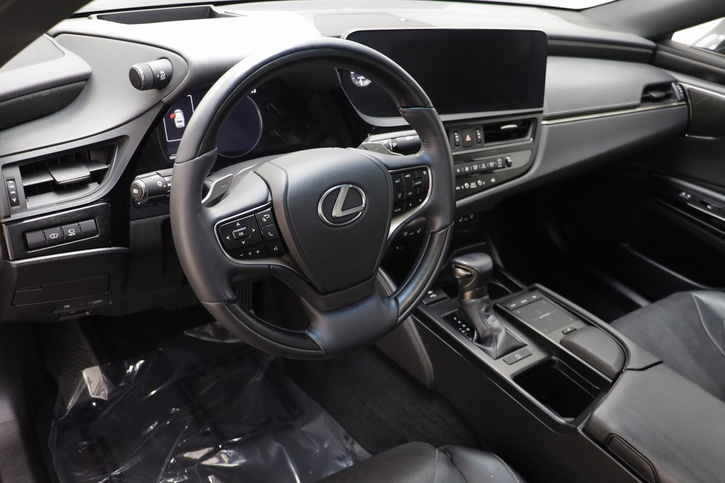 Used 2022 Lexus ES 350 Ultra Luxury image 6