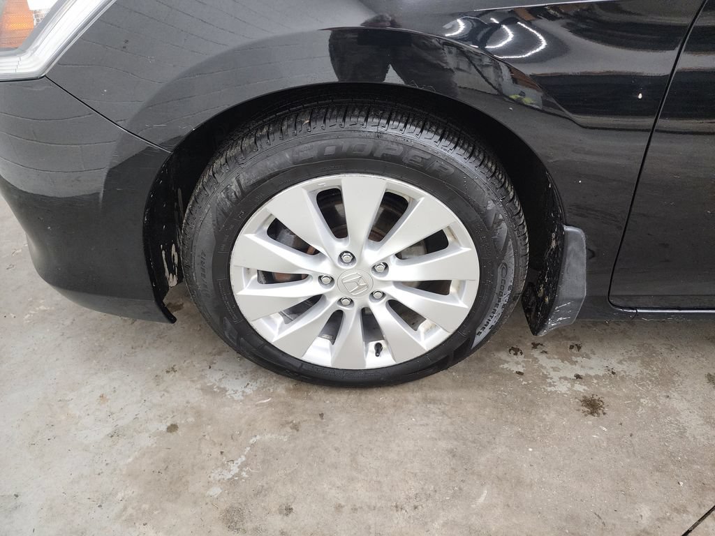 Used 2013 Honda Accord EX-L image 38