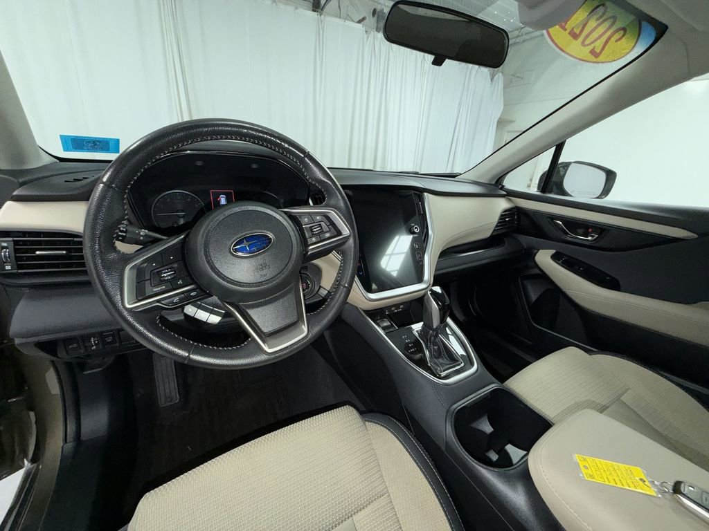 Used 2021 Subaru Outback Premium image 3