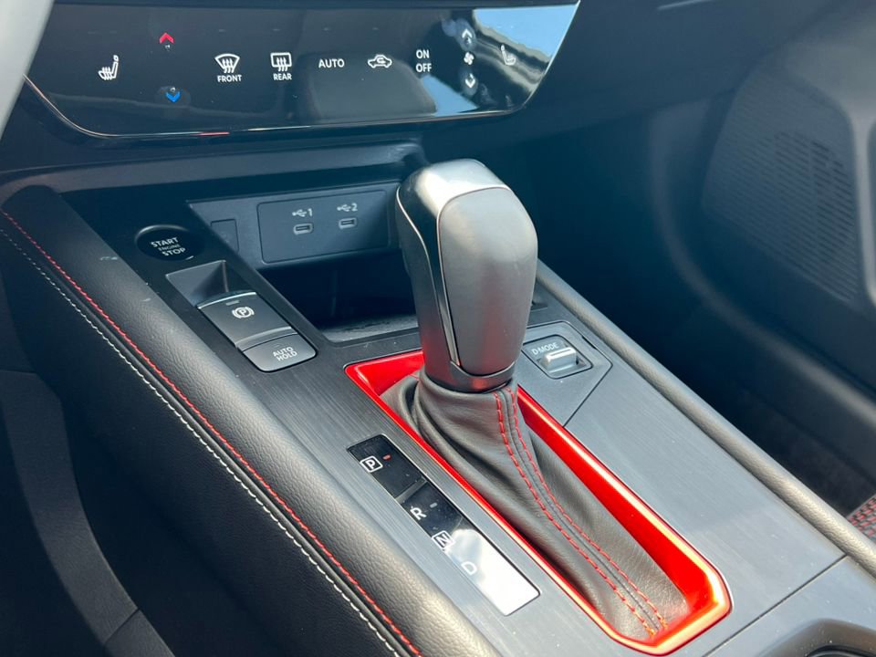 New 2025 Nissan Kicks SR w/ SR Premium Package image 26