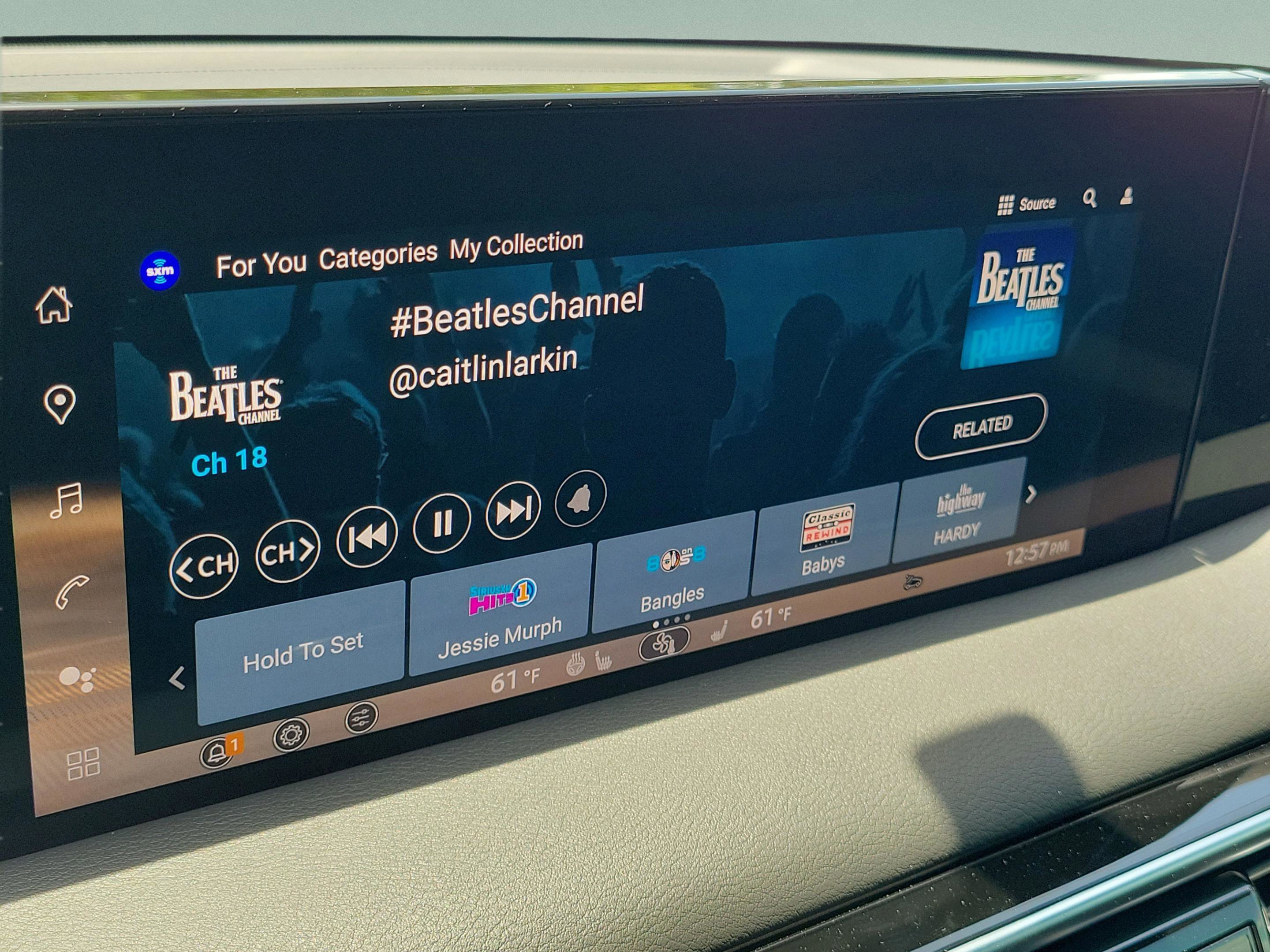 New 2025 Nissan Armada SL w/ Captain's Chari Seat Package image 33