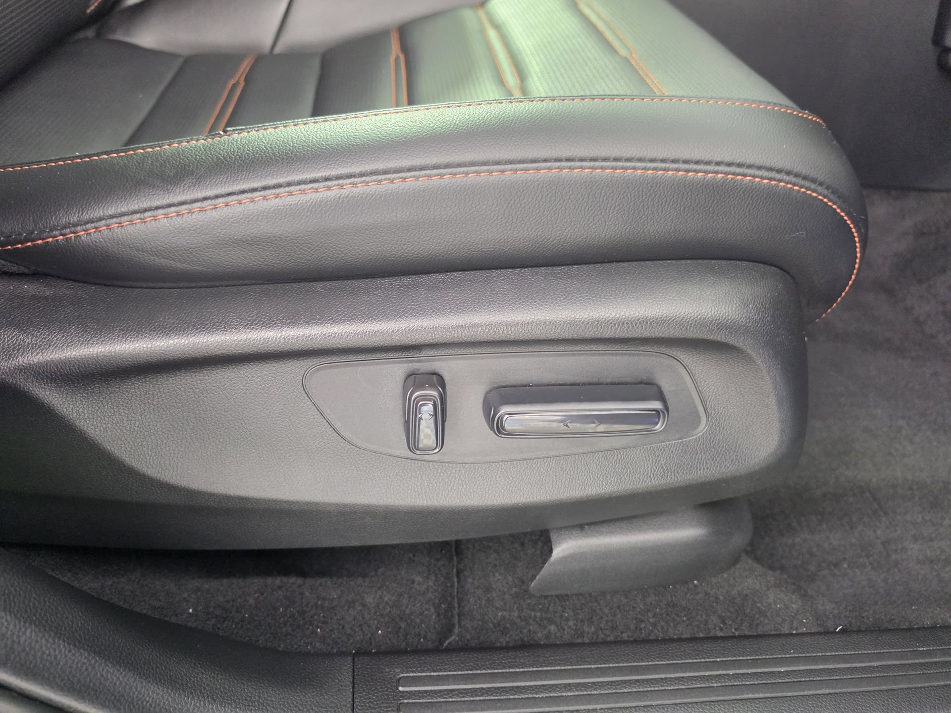 Used 2025 Honda CR-V Sport-L image 30